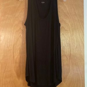 Three Dot Sleeveless long Tunic Tee